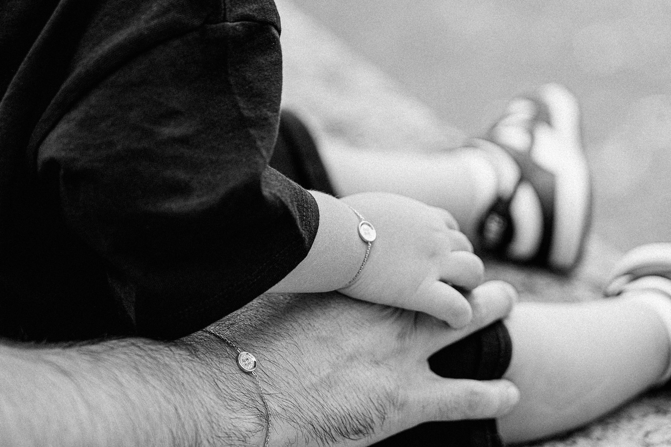 COMMENT TROUVER UN CADEAU DE NAISSANCE INOUBLIABLE POUR UN JEUNE PAPA ?