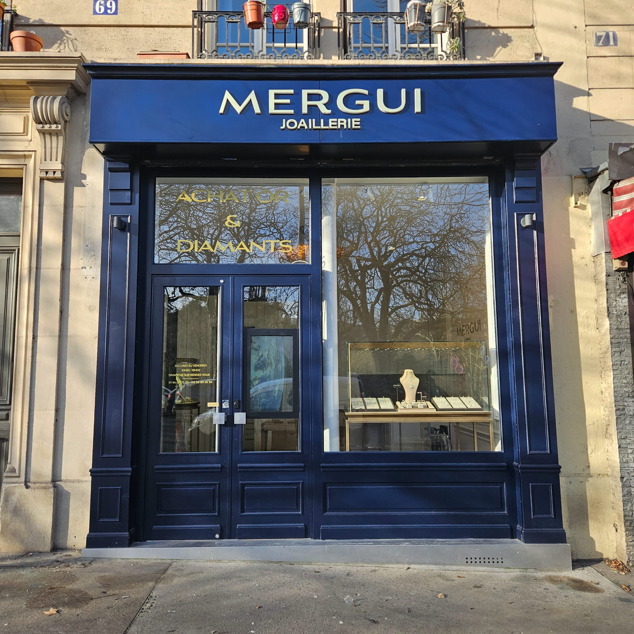 Ely Bela À Paris Chez Mergui Joaillerie